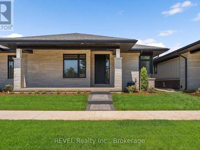 House for sale in Niagara, Ontario
