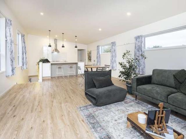 House for sale in Otakou