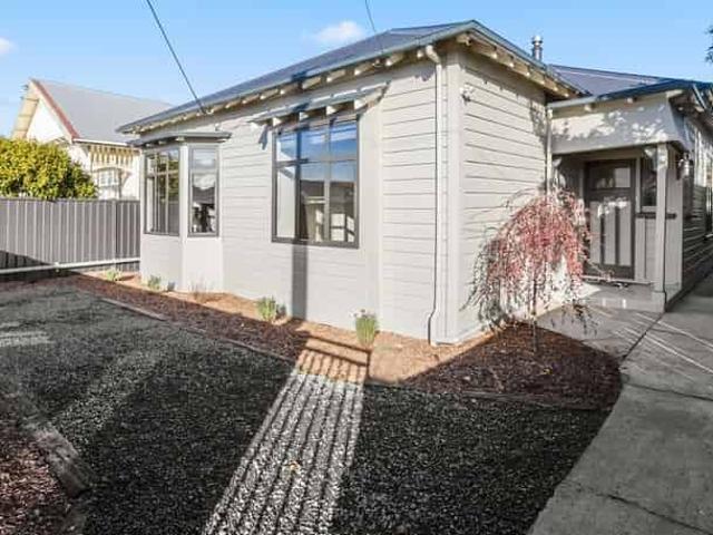 House for rent in Otakou