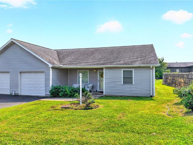 Townhouse for sale in Smithfield, Pennsylvania