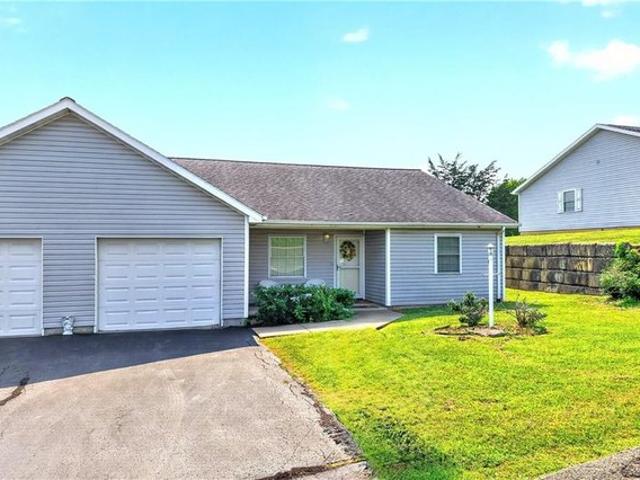 Townhouse for sale in Smithfield, Pennsylvania