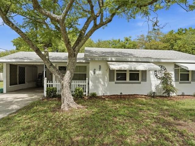 House for sale in Debary, Florida