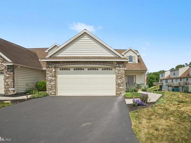 Townhouse for sale in Elizabethtown, Pennsylvania