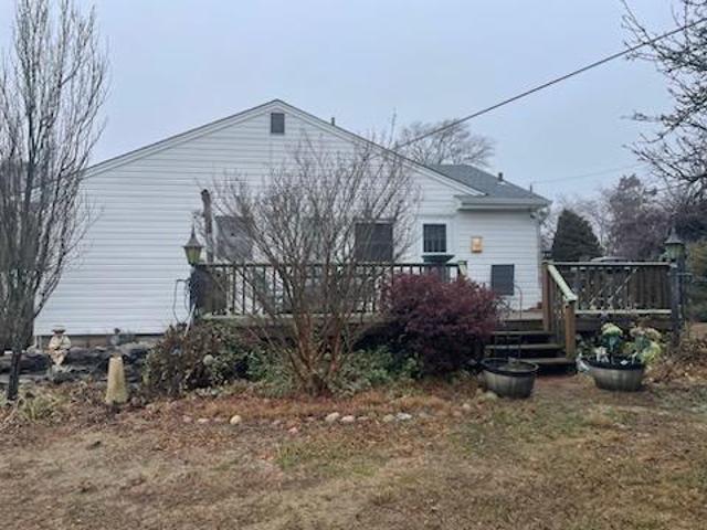 House for sale in Blue Point