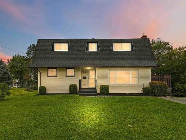 House for sale in Sunset Acres, Westphal