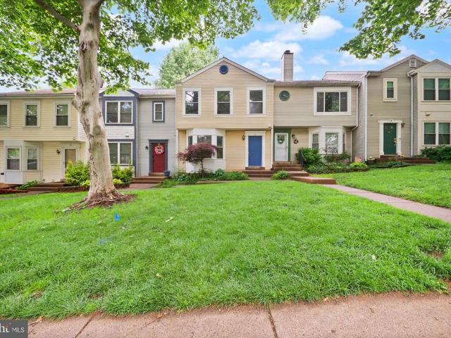 Townhouse for sale in Virginia