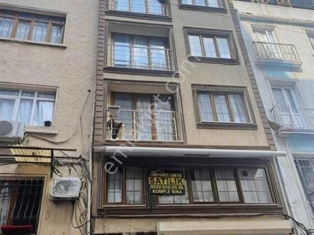 İstanbul, Fatih içerisinde satılık Bina
