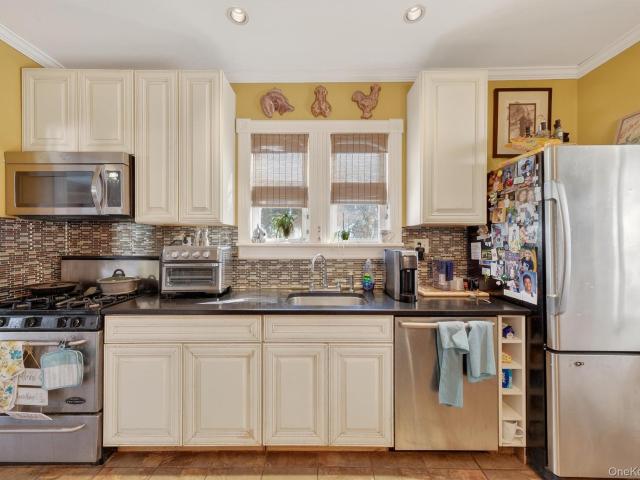 House for sale in Accord, New York