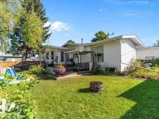 House for sale in Tofield, Alberta