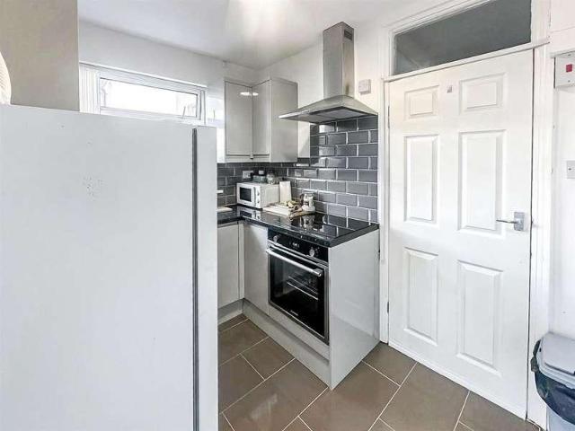 Flat for sale in Upper Stoke, West Midlands