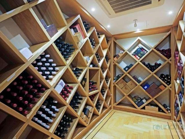 House for sale in Brent Cross, Greater London