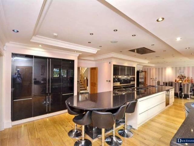 House for sale in Emerson Park, Greater London
