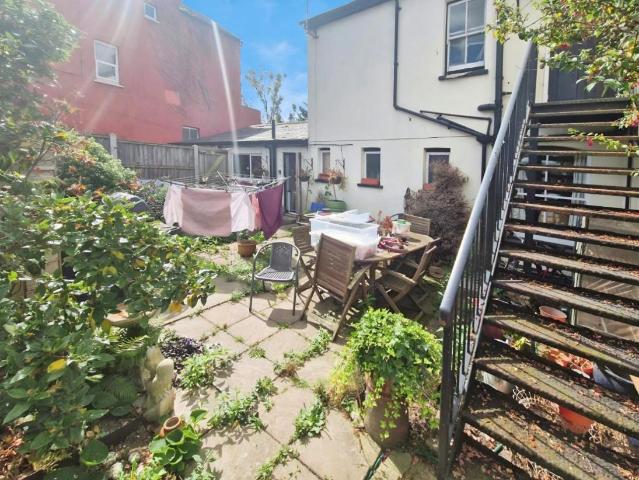 House for sale in Alton Barnes, Essex