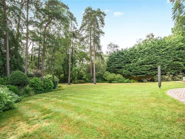 House for sale in Hart, Hampshire