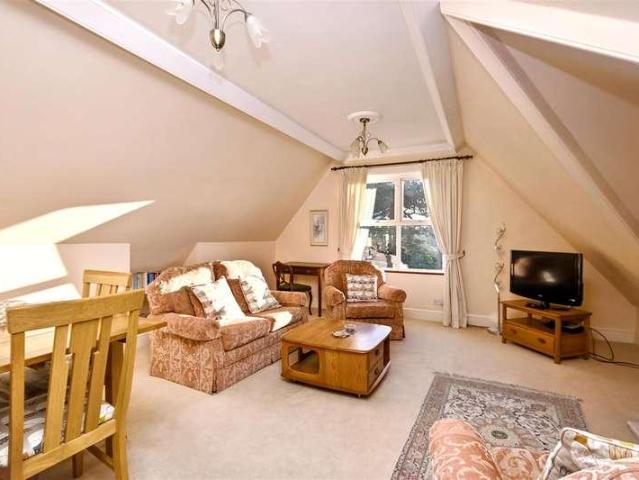 House for sale in Upperton, Eastbourne