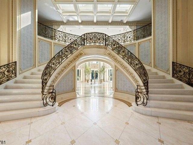 House for sale in Alpine, New Jersey