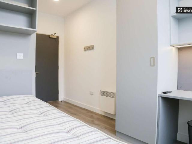 Apartment to rent in Bluebell, North Tipperary