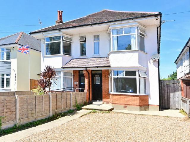 Flat for sale in Bournemouth