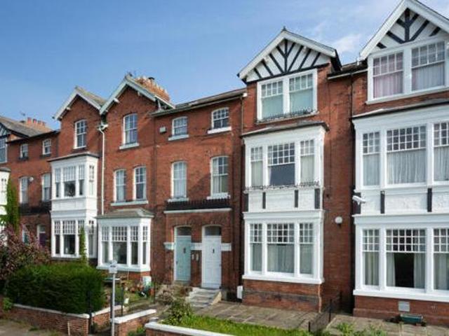 House for sale in Scarcroft, York