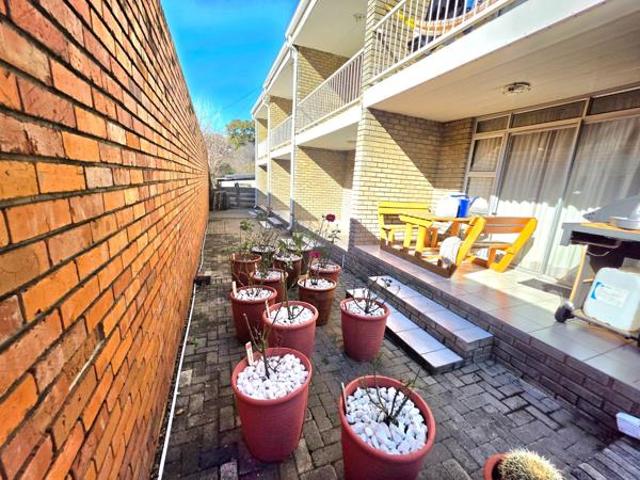 Apartment for sale in Rosendal, Free State