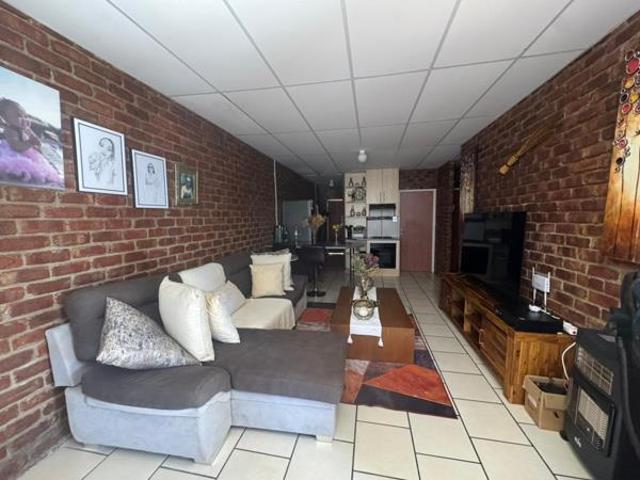 Apartment for sale in Frances Baard, Northern Cape