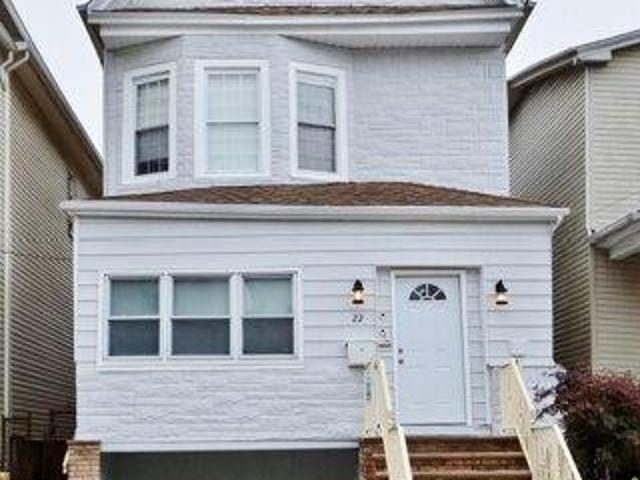 House for sale in Hudson, New Jersey