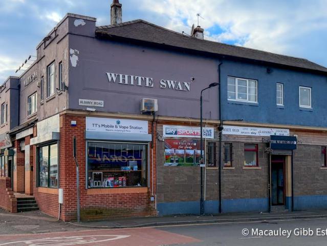 Flat for sale in Hexthorpe, South Yorkshire