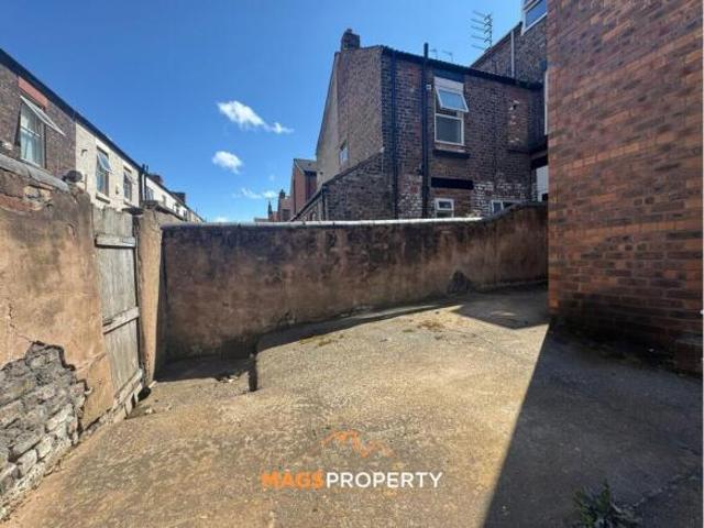 Apartment for sale in Calderstones