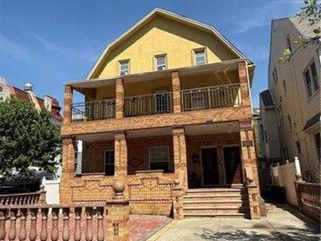 House for sale in Arverne, New York