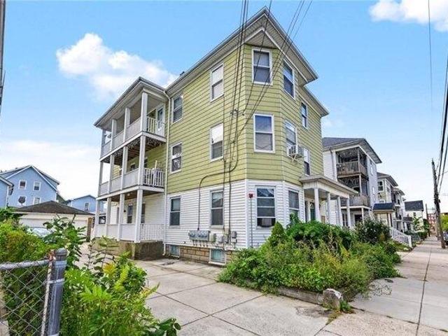 House for sale in Central Falls, Providence County
