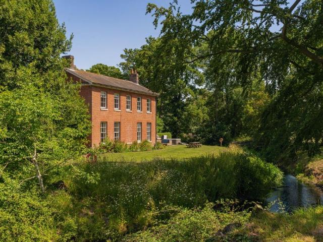 House for sale in Bedingfield, Suffolk