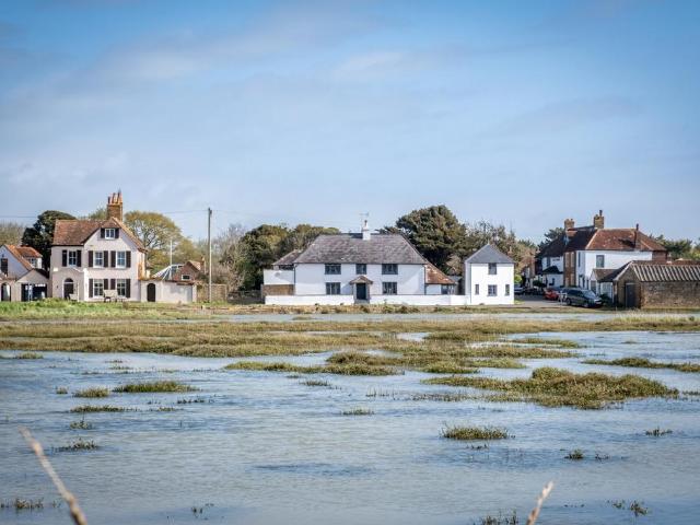 House for sale in Sidlesham Quay, Littlecote