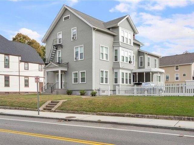 House for sale in Valley Falls, Cumberland