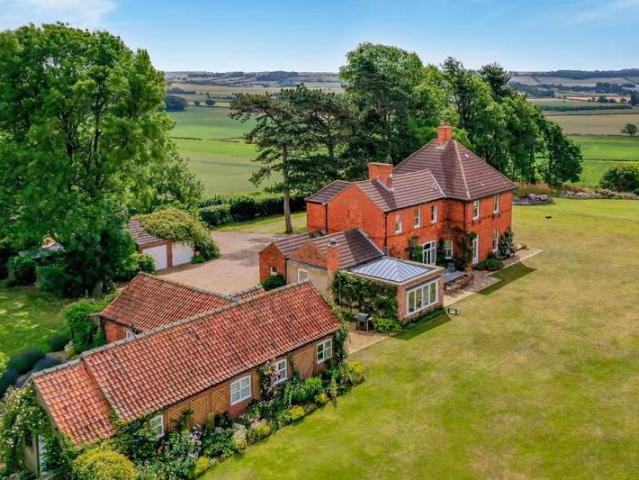 Farm for sale in Barholm, Lincolnshire