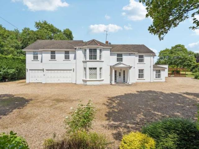 Farm for sale in Iver