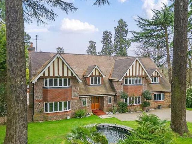 House for sale in Lyons, Greater London