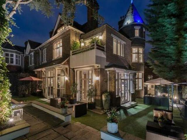 House for sale in Lyons, Greater London