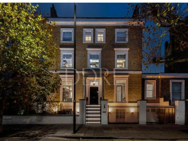 House for sale in Lyons, Greater London