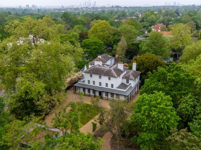 House for sale in Dulwich, Greater London