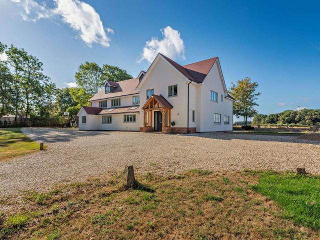 House for sale in Street End, Hart