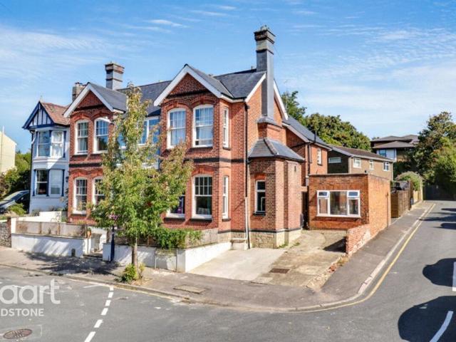 House for sale in Penenden Heath, Maidstone