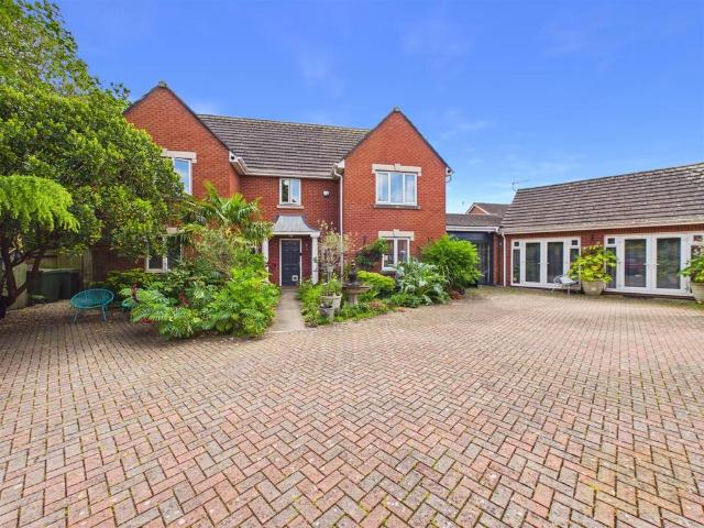 House for sale in Benhall, Golden Valley
