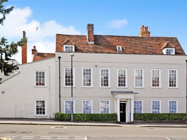 House for sale in Chipping Hill, Essex