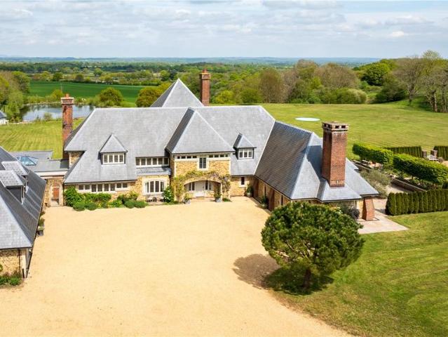 House for sale in Horsham, West Sussex