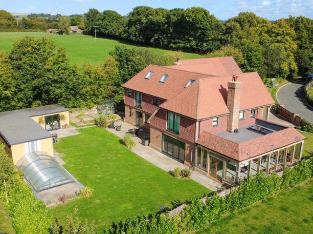 House for sale in Midway, Kent