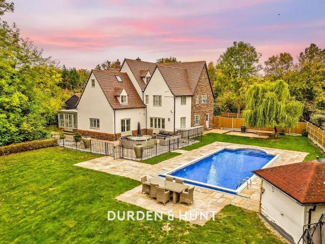 House for sale in Duton Hill, Essex