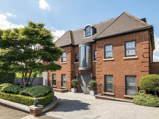 House for sale in Temple Fortune, Isle Of Man