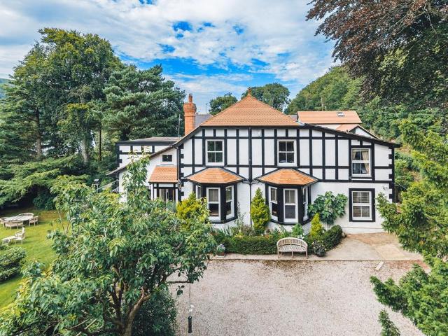 House for sale in Caerhun, Rowen