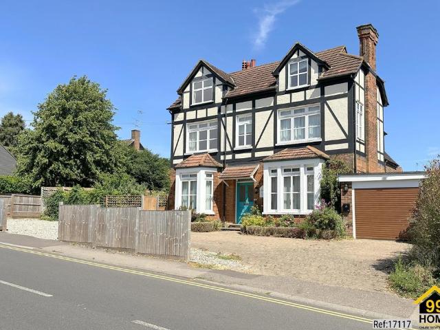 House for sale in Knebworth, King's Walden