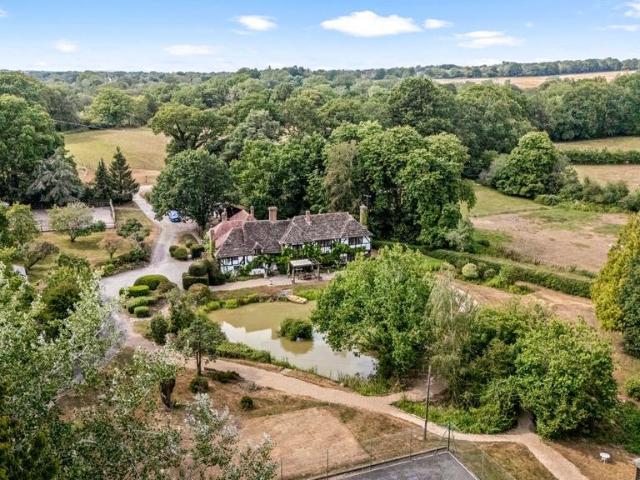 House for sale in Nuthurst, Horsham